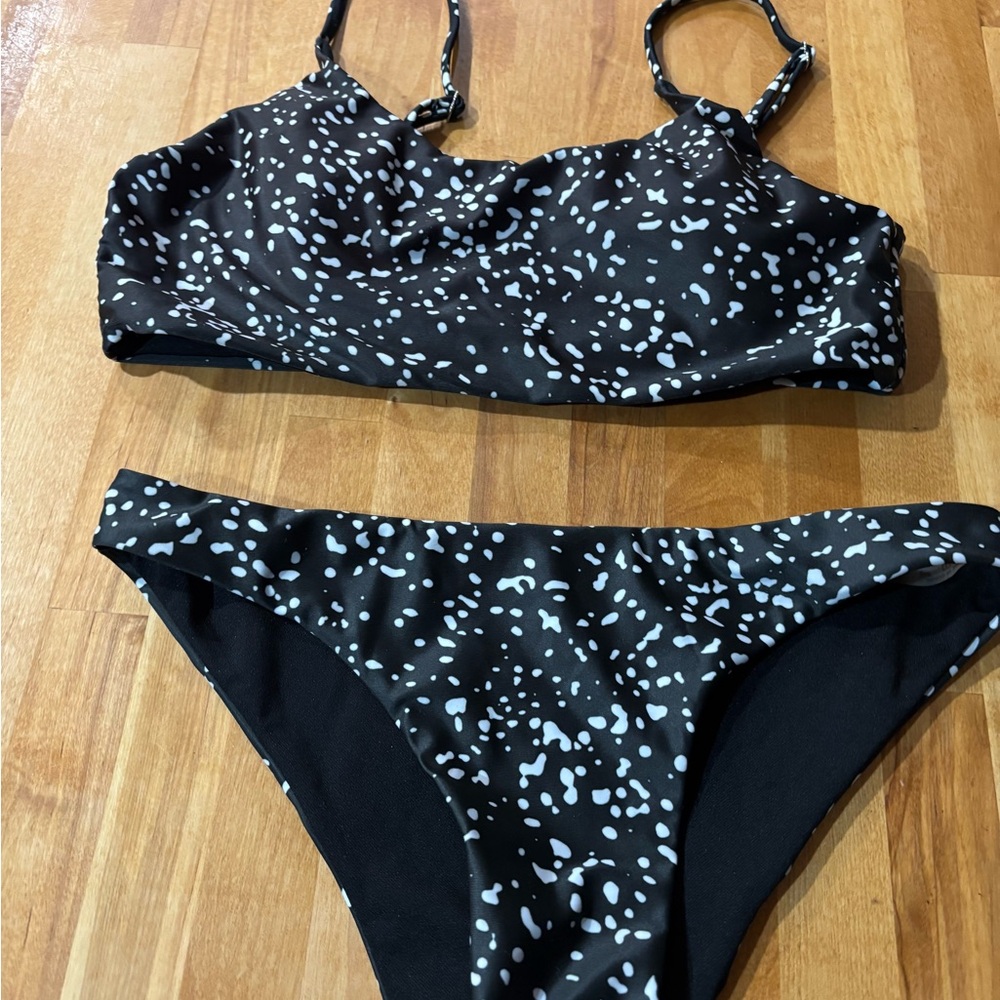 SHEIN Black Bikini with White Speckle Print - medium